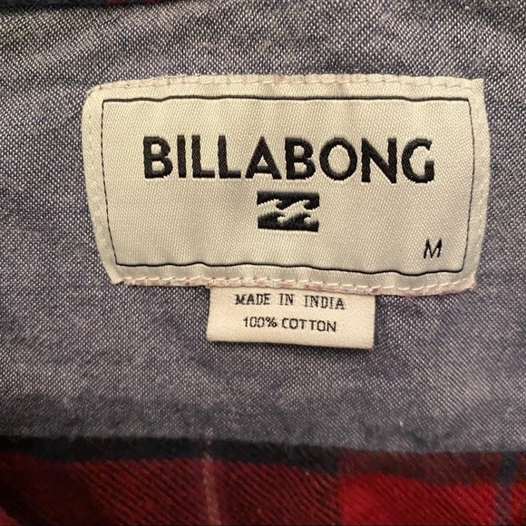 BILLABONG Red Plaid Flannel Buttoned Long Sleeve Top Size Medium - Picture 6 of 8